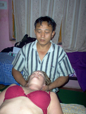 Tibetan massage 044