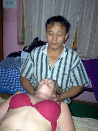 Tibetan massage 045