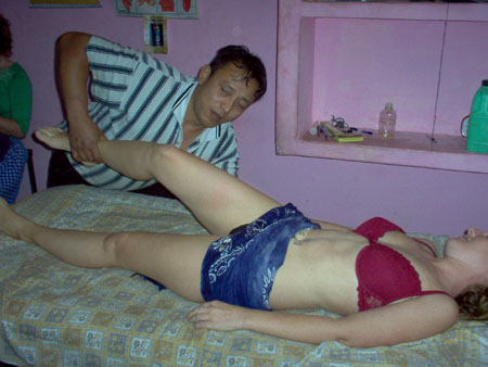 Tibetan massage 052