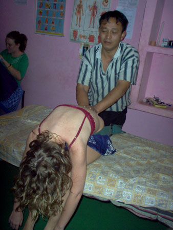 Tibetan massage 058